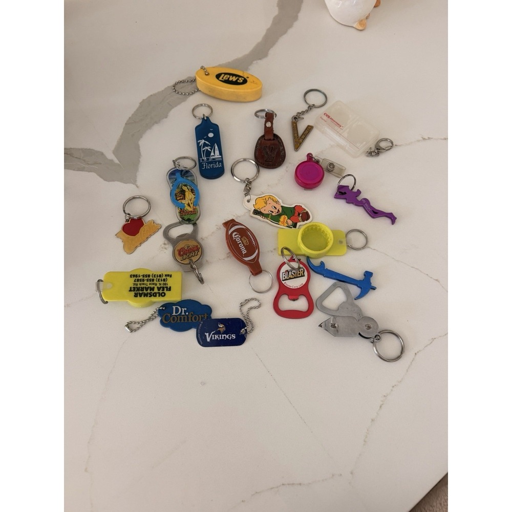 Lot  20+ VTG Keychains Bottle Opener Advertising Souvenir Coca-Cola Coors Squirt